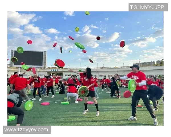 飞盘追梦：黄芳在飞盘世界中的成长与探索之旅